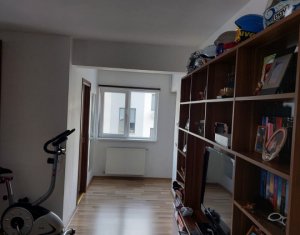 Apartament 3 camere decomandate, Campului