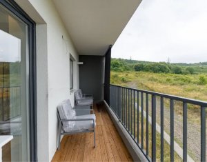 Apartament 3 camere, ultrafinisat,  Floresti
