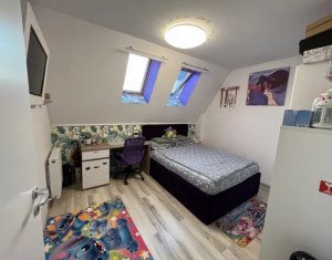 Apartament 3 camere decomandat Floresti, cu parcare 