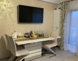 Vand apartament 3 camere Floresti zona rezidentiala cu balcon si parcare 