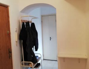 De vanzare apartament cu 1 camera, Piata Mihai Viteazu