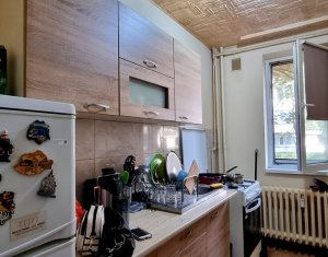 Apartament cu 2 camere decomandate, Gheorgheni