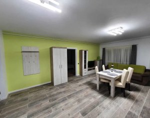Vanzare apartament 3 camere in Floresti