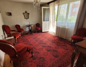 Vente appartement 4 chambres dans Cluj-napoca, zone Manastur