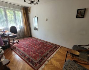 Vanzare apartament 4 camere, Manastur, zona Terenuri