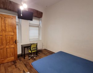 Appartement 4 chambres à vendre dans Cluj-napoca, zone Centru