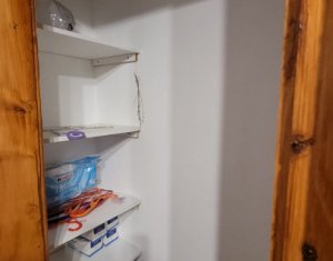 Appartement 4 chambres à vendre dans Cluj-napoca, zone Centru