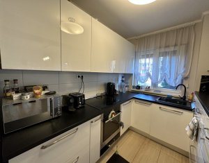 Apartament 3 camere, confort sporit,balcon, terasa, parcare subterana, Buna Ziua