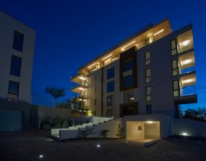 Apartament de lux in zona Gruia, 57 mp, panorama spre oras, terasa, garaj