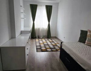 Apartament 3 camere, situat in Floresti, zona Vivo