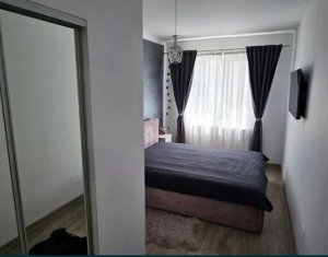 Apartament 3 camere, situat in Floresti, zona Vivo