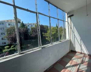 Apartament cu 4 camere decomandate, zona La Terenuri, Manastur