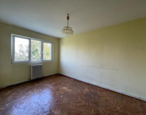 Apartament cu 4 camere decomandate, zona La Terenuri, Manastur