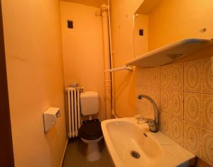 Apartament cu 4 camere decomandate, zona La Terenuri, Manastur