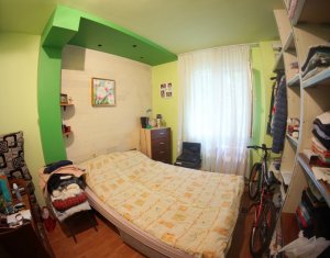 Vanzare Apartament 3 camere semidecomandat, Gheorgheni, zona Politia Rutiera