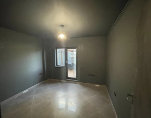 Vanzare apartament 3 camere finisat si mobilat modern, Floresti   