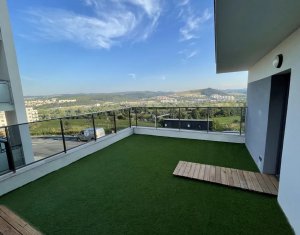 Vanzare apartament 3 camere finisat si mobilat modern, Floresti   