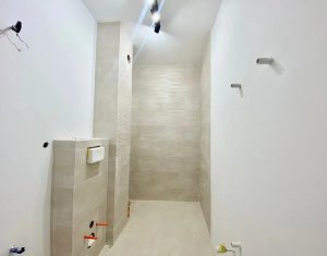 Vanzare apartament 3 camere in Floresti