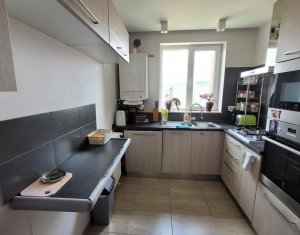 Vanzare apartament 3 camere Gruia, zona stadionului CFR