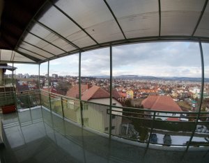 Apartament de 4 camere, 160 mp, priveliste deosebita, A. Muresanu!