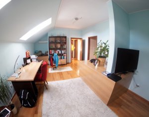 Appartement 4 chambres à vendre dans Cluj-napoca, zone Andrei Muresanu