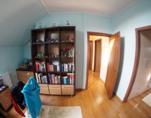 Apartament de 4 camere, 160 mp, priveliste deosebita, A. Muresanu!