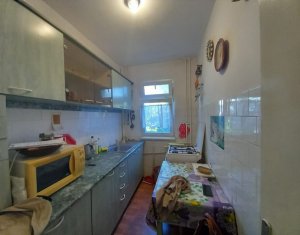 Apartament 4 camere 57mp, zona Minerva
