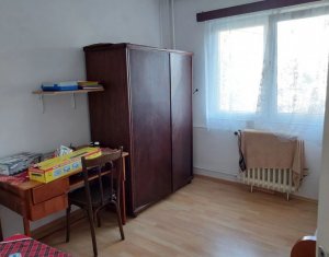 Apartament 4 camere 57mp, zona Minerva