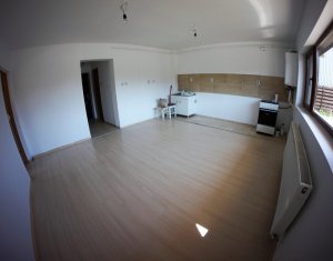 Apartament 2 camere, ideal cabinet zona Tautiului