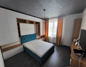 Apartament 3 camere, 71 mp, decomandat, mobilat si utilat moden .