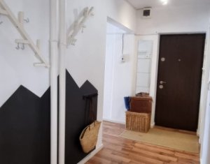 Apartament decomandat cu 3 camere, etaj 3, zona Nasaud
