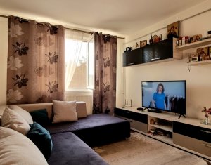 Apartament cu 2 camere, Piata Abator