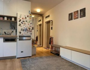 Vanzare apartament 3 camere, parcare subterana, Intre Lacuri