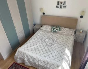 Vanzare apartament 3 camere, parcare subterana, Intre Lacuri