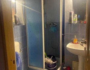 Apartament cu 4 camere decomandate, Aurel Vlaicu