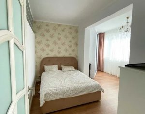 Vanzare apartament 3 camere, finisat si mobilat modern, Floresti   