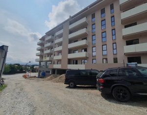 Apartament 2 camere Iris cu balcon si parcare 