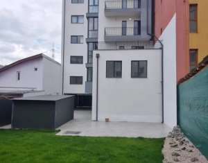 Vanzare apartament 3 camere bloc nou, zona Garii