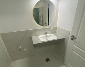 Apartament finisat, cu priveliste, Dambul Rotund