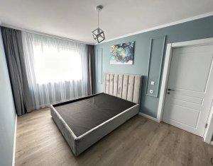 Vanzare apartament 3 camere in Floresti