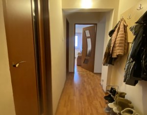 Vanzare apartament 3 camere, decomandat, 66 mp+balcon, Marasti