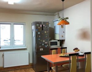 Vanzare apartament 3 camere, decomandat, 66 mp+balcon, Marasti