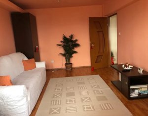 Vanzare apartament 3 camere, decomandat, 66 mp+balcon, Marasti