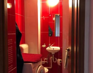 Vanzare apartament 3 camere, decomandat, 66 mp+balcon, Marasti