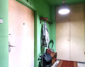 Apartament la etaj intermediar, confort sporit, strada Buzau