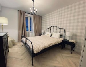 Investitie! Apartament cu 2 camere decomandate, la cheie, Zona Parcul Central