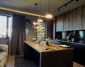 Apartament 3 camere,  balcon, ultrafinisat, parcare subterana, SUB CETATE
