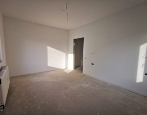 Apartament cu 3 camere  , 63.2 mp la parter , in bloc nou, strada Porii 