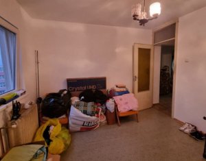 Apartament cu 3 camere decomandate, Ion Mester