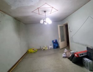 Apartament cu 3 camere decomandate, Ion Mester